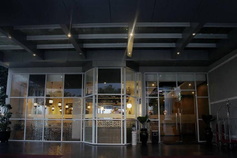 Khas Tugu Hotel Jogyakarta Zewnętrze zdjęcie